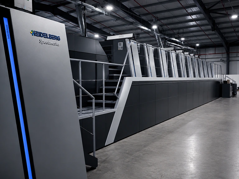 Colour photo of the Heidelberg machine at the Beamglow factory